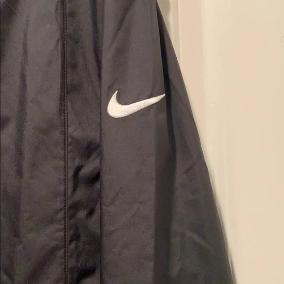 Raiders Jacket NFL Nike Pullover Windbreaker Hoodie Size Small New - Picture 6 of 15